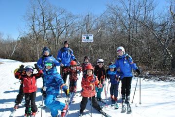 Picture of Explorers (Ages 8-10) Ski